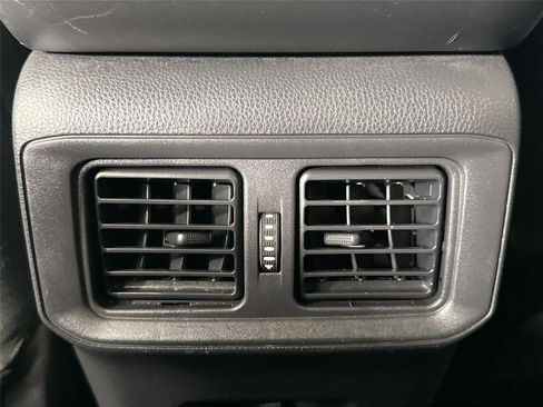 Used 2024 Toyota RAV4 LE image 31