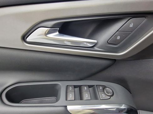 New 2026 Chevrolet Traverse LT w/ Driver Confidence Package FWD image 14