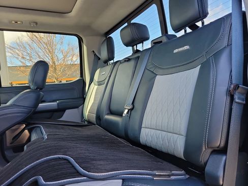 Used 2023 Ford F150 Limited image 9