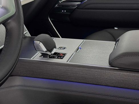 New 2026 Land Rover Range Rover SE AWD/4WD image 10