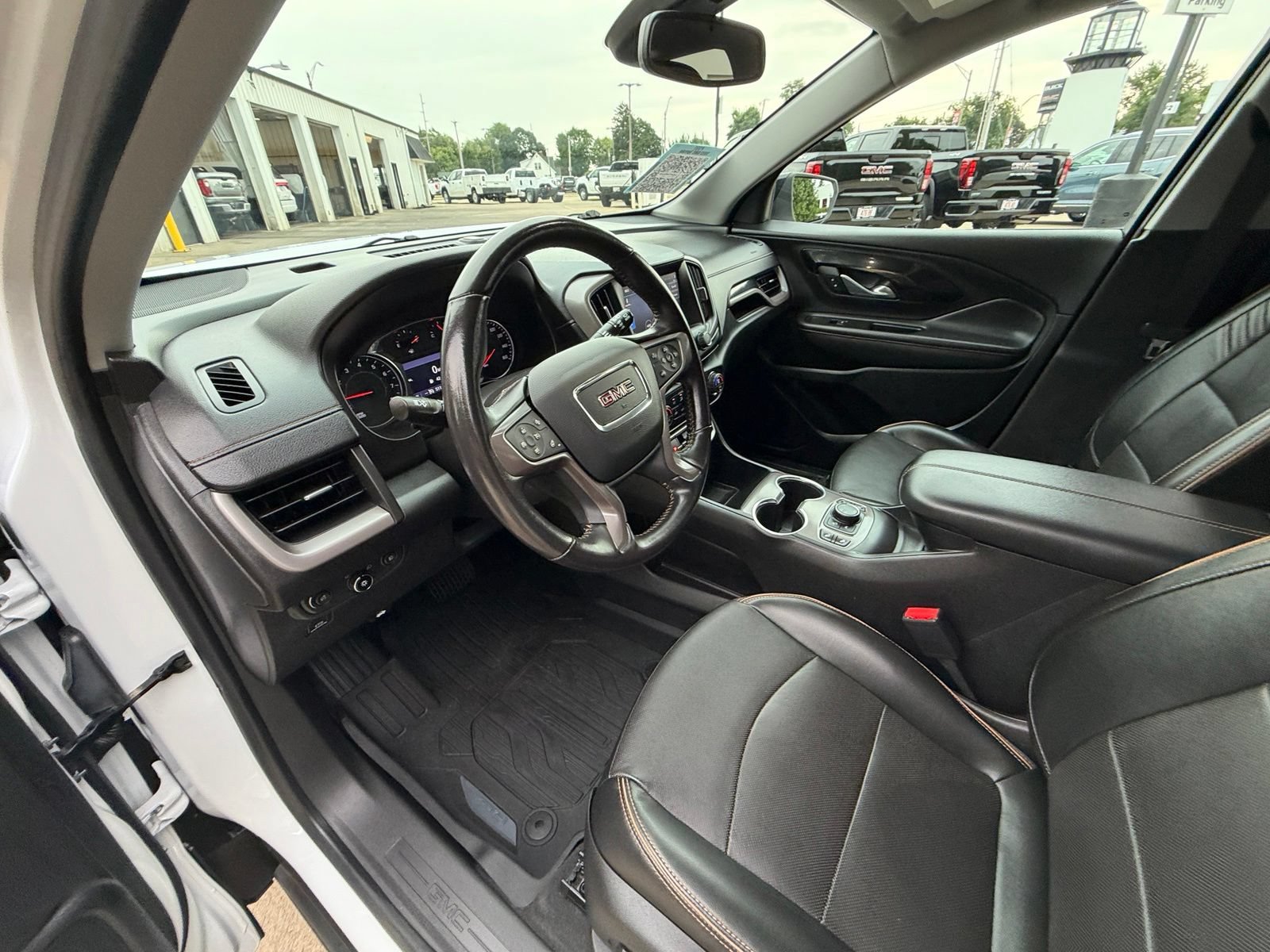 Used 2022 GMC Terrain AT4 AWD/4WD image 10