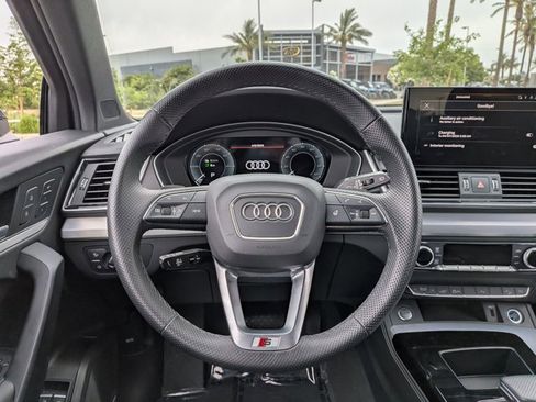 Used 2024 Audi Q5 e Premium Plus AWD/4WD image 13