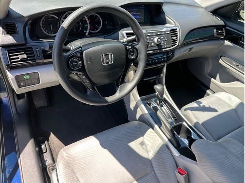 Used 2016 Honda Accord LX image 14