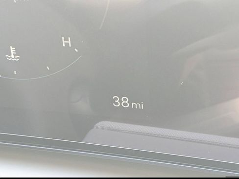 New 2026 Hyundai Tucson Limited image 33