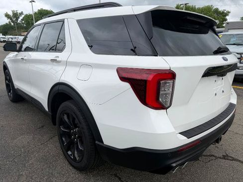 Certified 2023 Ford Explorer ST w/ Equipment Group 401A AWD/4WD image 3