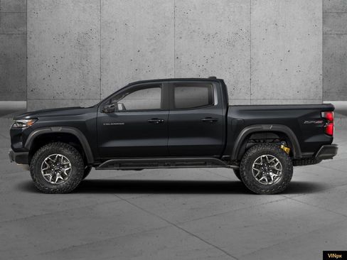 New 2026 Chevrolet Colorado ZR2 image 3