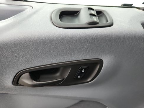 Used 2019 Ford Transit 350 XLT image 10