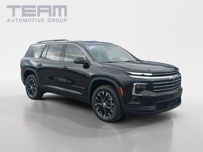 New 2026 Chevrolet Traverse LT w/ Sun and Wheel Package