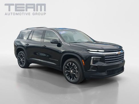 New 2026 Chevrolet Traverse LT w/ Sun and Wheel Package image 1