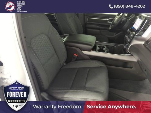 Used 2025 RAM 1500 Big Horn RWD image 34