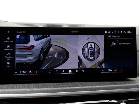Used 2025 BMW ALPINA XB7 AWD/4WD image 28