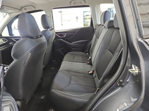Used 2021 Subaru Forester image 12