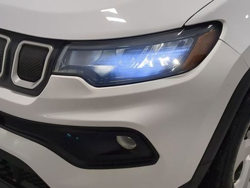 Used 2022 Jeep Compass Latitude image 18