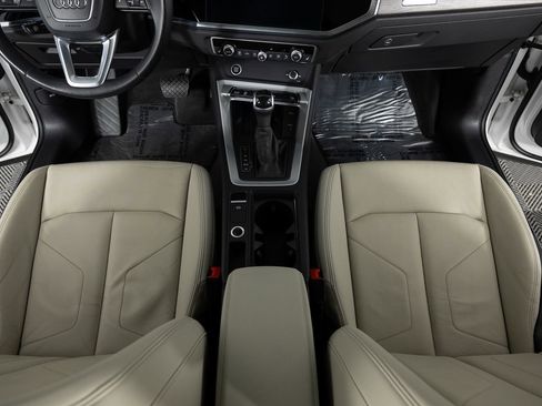 Used 2021 Audi Q3 2.0T Premium Plus w/ Premium Plus Package image 40