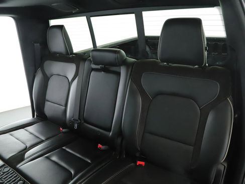 Used 2023 RAM 1500 Laramie image 6