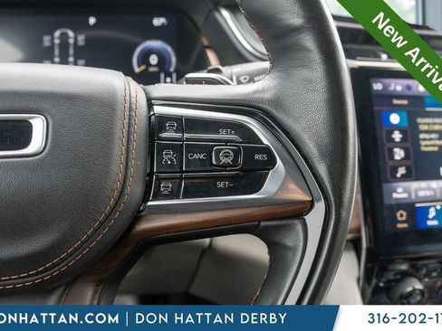 Used 2021 Jeep Grand Cherokee L Summit w/ Advanced Protech Group IV AWD/4WD image 12
