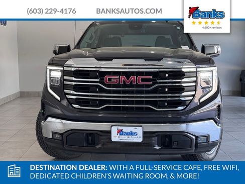 Certified 2022 GMC Sierra 1500 SLT w/ X31 Off-Road Package AWD/4WD image 3