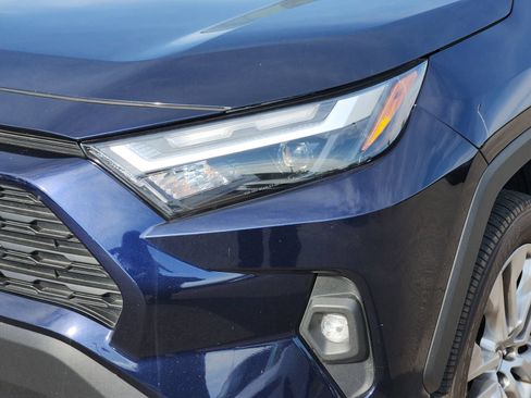 Used 2025 Toyota RAV4 XLE Premium FWD image 11