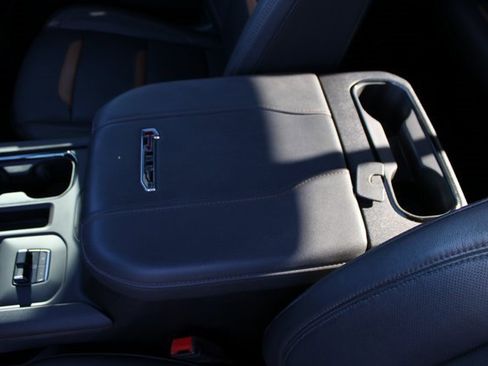 Used 2024 GMC Sierra 2500 AT4 w/ AT4 Premium Plus Package image 31