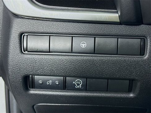 Certified 2023 Nissan Rogue SV image 19