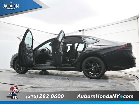 New 2025 Honda Accord SE image 35