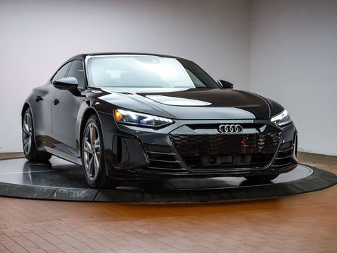 Used 2023 Audi e-tron GT Premium Plus w/ Executive Package image 3