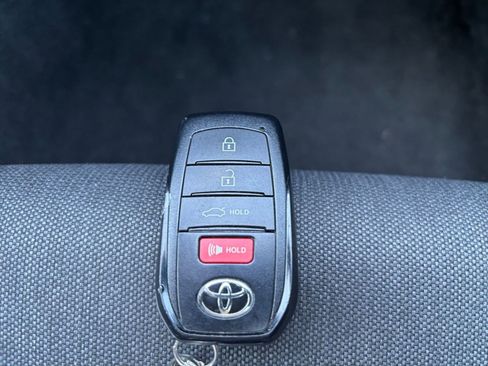 Used 2025 Toyota Camry LE FWD image 21