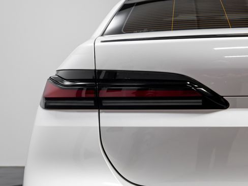 Used 2023 BMW 760i xDrive 760i xDrive image 50