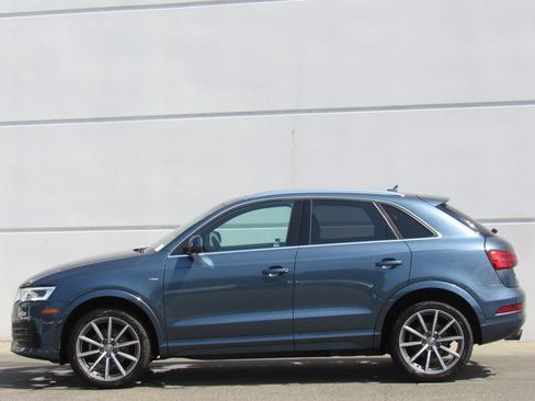 Used 2018 Audi Q3 2.0T Premium Plus w/ Premium Plus Package AWD/4WD image 4