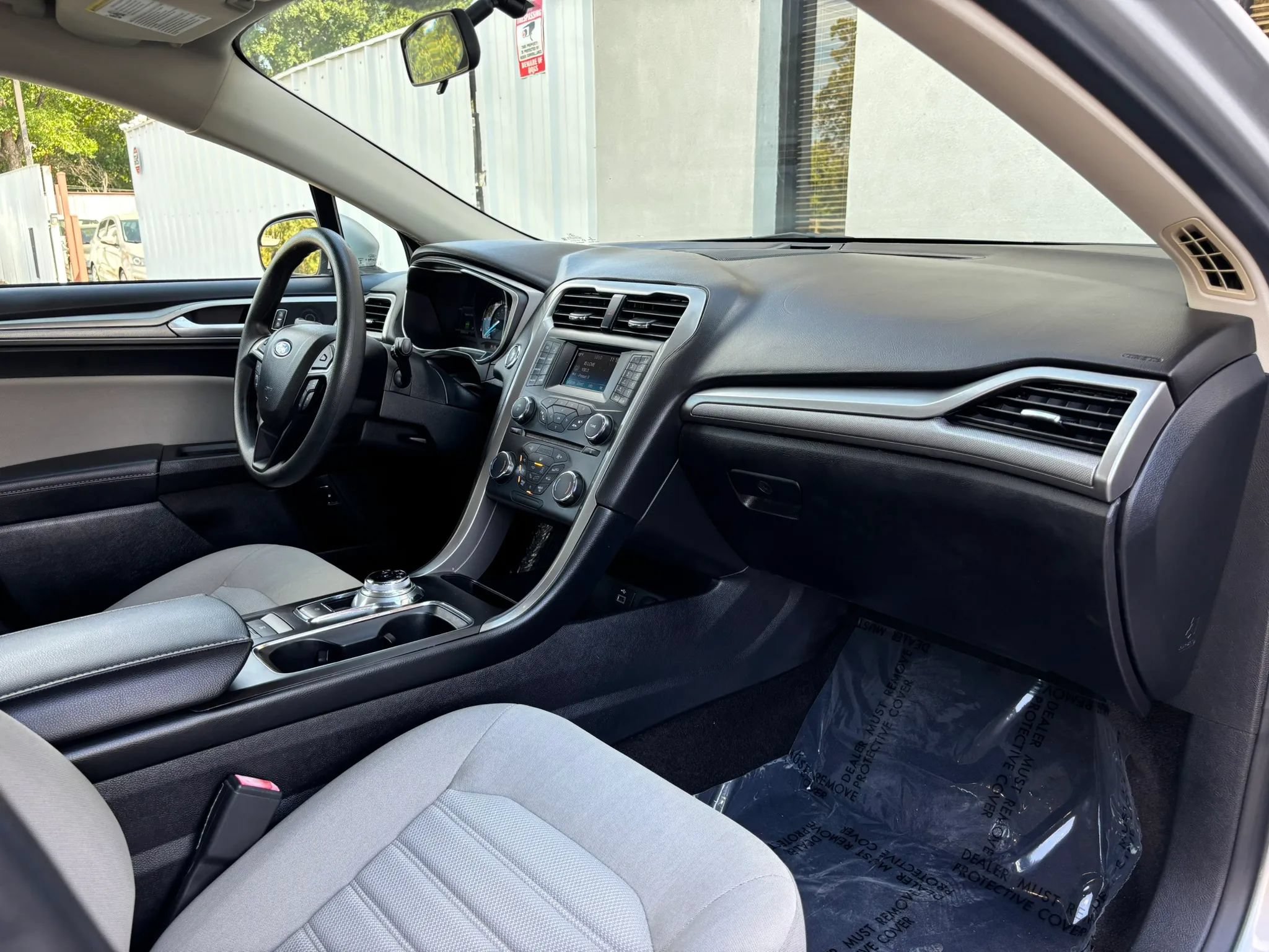 Used 2018 Ford Fusion S FWD image 14