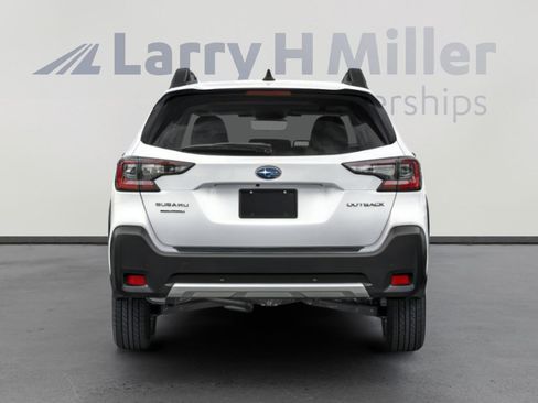 Used 2024 Subaru Outback Limited image 8