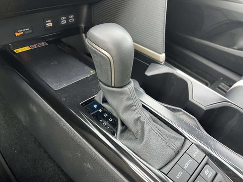 New 2025 Toyota Camry SE FWD image 22