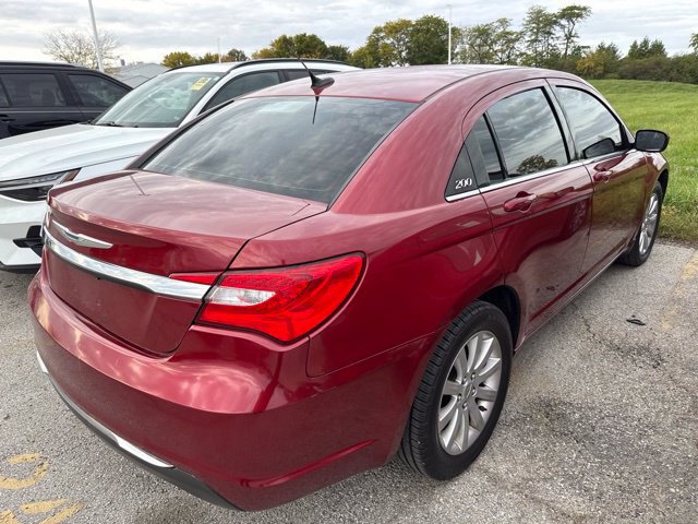Used 2013 Chrysler 200 Touring w/ Cold Weather Group FWD image 5