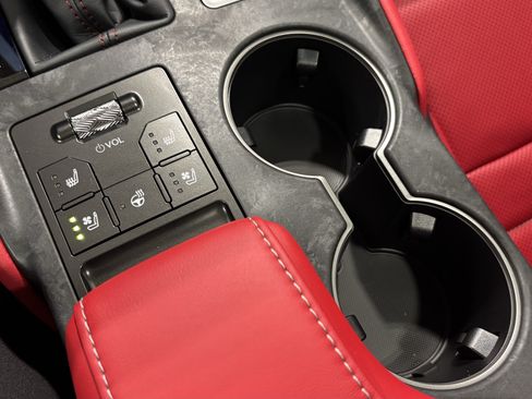 Used 2026 Lexus IS 350 F Sport w/ Technology Package RWD image 26