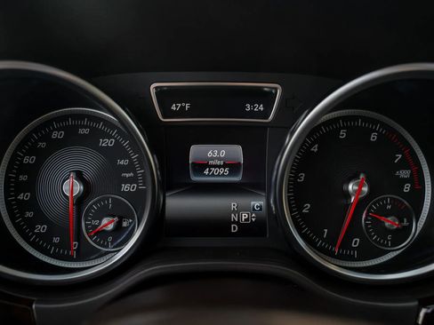 Used 2019 Mercedes-Benz GLS 550 4MATIC image 22