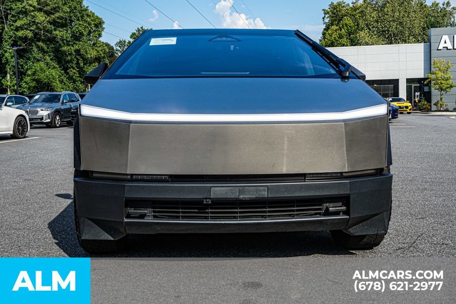Used 2024 Tesla Cybertruck AWD Crew Cab image 9