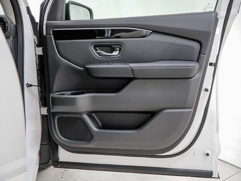 New 2025 Honda Pilot EX-L image 33