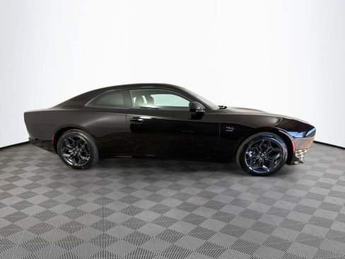 Used 2025 Dodge Charger Daytona R/T w/ Quick Order Package 25M R/T AWD/4WD image 9
