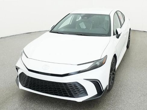 New 2026 Toyota Camry SE image 16