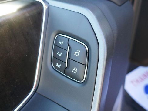 New 2026 Ford F550 4x4 Crew Cab image 17