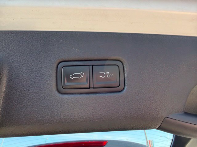 Used 2022 Kia Carnival EX FWD image 13