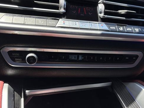 Used 2020 BMW X6 M50i AWD/4WD image 40