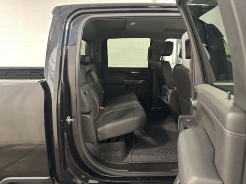 Used 2022 Chevrolet Silverado 2500 LTZ w/ LTZ Plus Package image 15