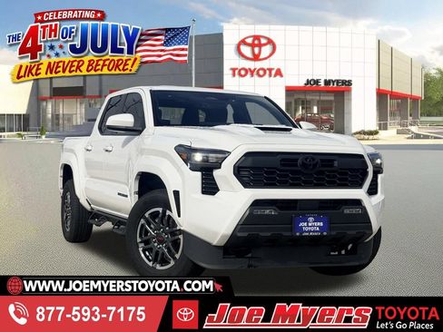 Used 2025 Toyota Tacoma TRD Sport RWD image 1