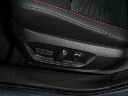 New 2026 Toyota Prius Plug-In Hybrid FWD image 24