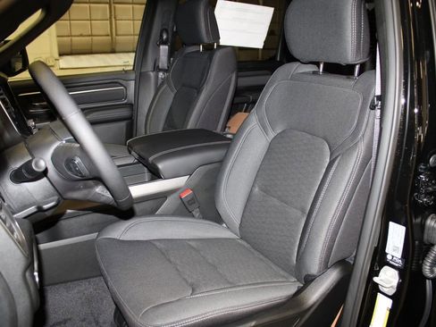 New 2026 RAM 1500 Big Horn w/ Night Edition image 23