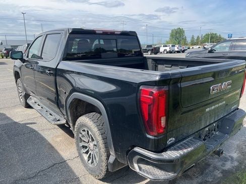 Used 2019 GMC Sierra 1500 AT4 w/ Off Road Performance Package AWD/4WD image 4
