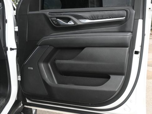 Used 2021 GMC Yukon Denali w/ LPO, Illumination Package image 29