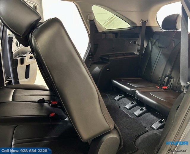 Used 2023 Kia Sorento S FWD image 17