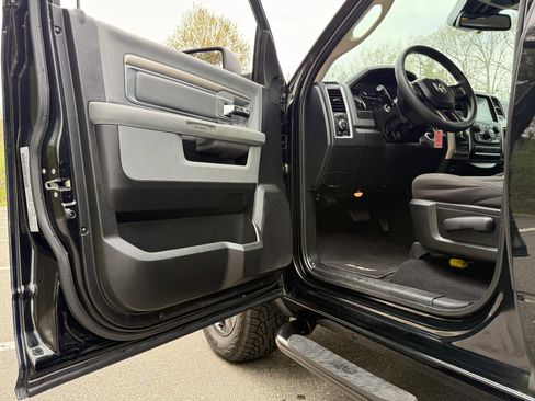 Used 2020 RAM 1500 Classic Warlock w/ Electronics Group AWD/4WD image 11